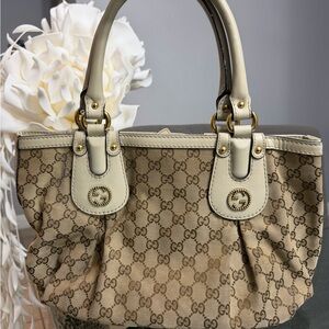 Gucci Beige and Cream Monogram Shoulder Bag